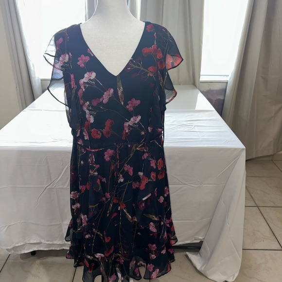Tommy Hilfiger Women's Black Ruffled Floral Print Dress SIZE 18 - Picture 1 of 9